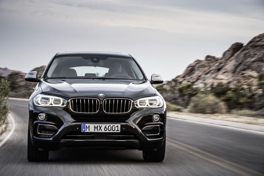  BMW X6 xDrive 5.0i 2015 года  (фото 11 из 113)